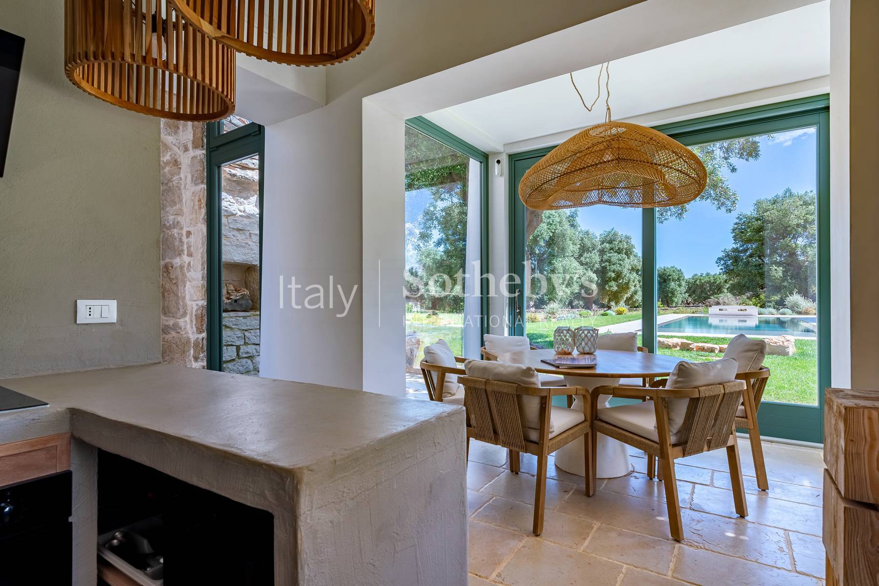  Refined trulli residence with swimming pool surrounded by nature - 物件實景