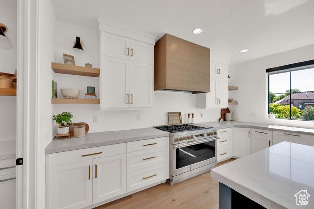 Draper, Utah, 84020, United States, 4 Bedrooms Bedrooms, ,4 BathroomsBathrooms,Residential,For Sale,1981128