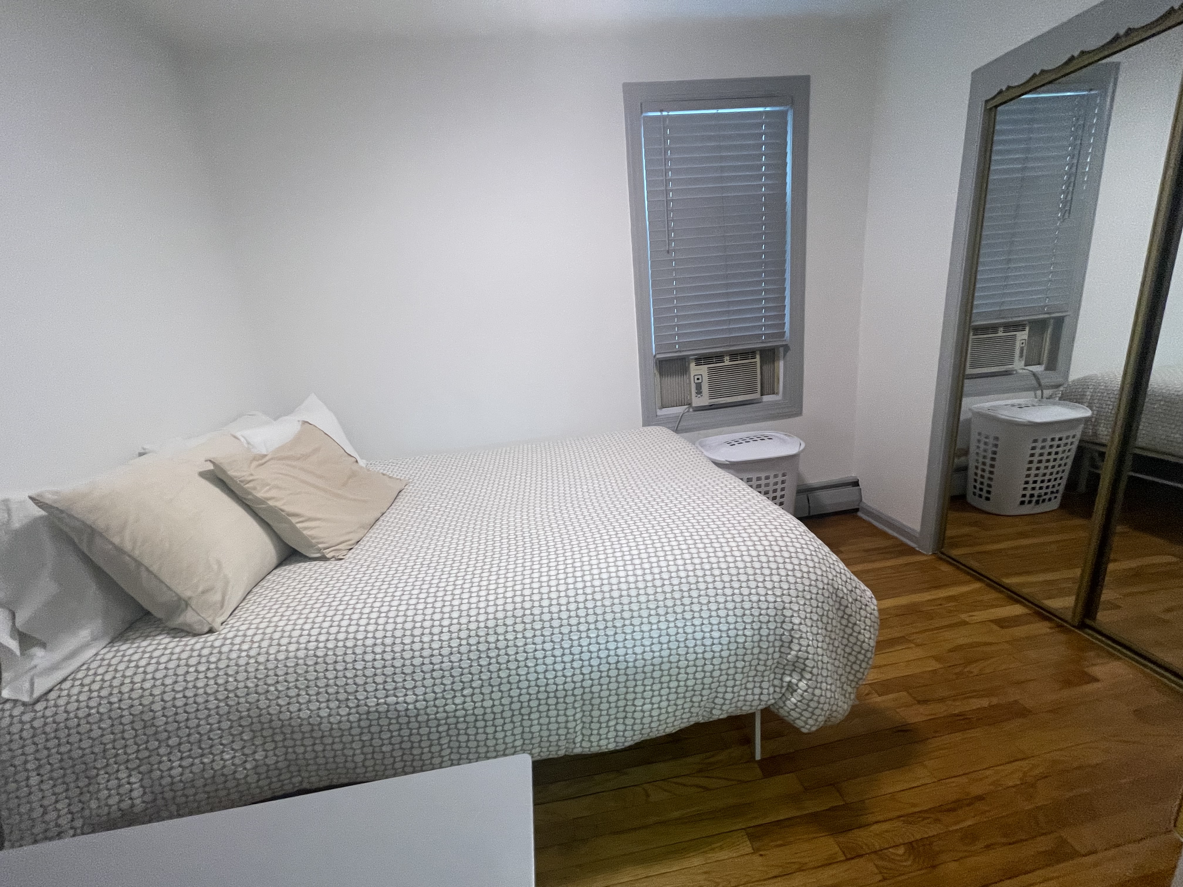 Fairview, New Jersey, 07022, United States, 3 Bedrooms Bedrooms, ,1 BathroomBathrooms,Residential,For Sale,1935345