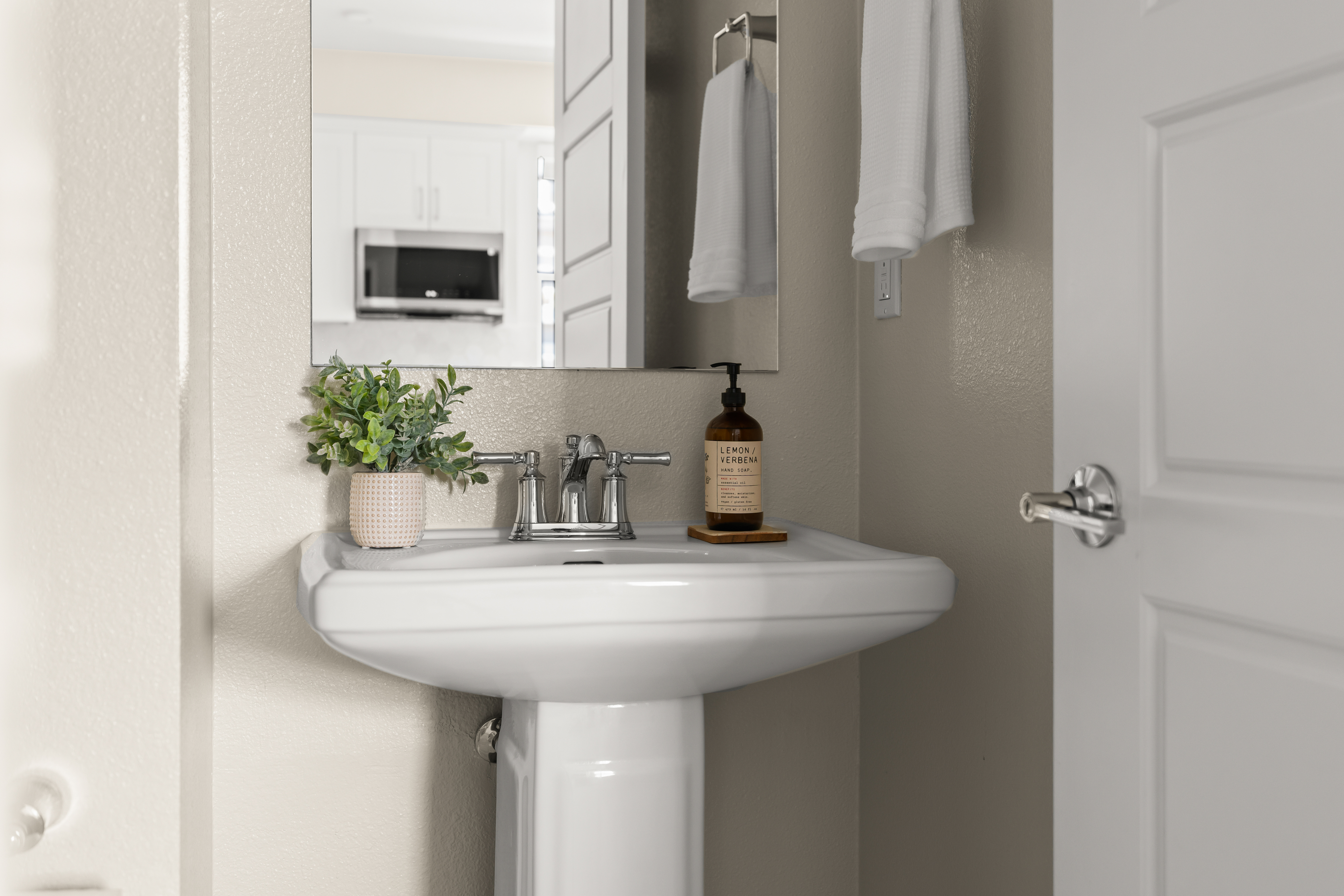  749 Winchester Drive, Oxnard, CA 93036 - 物件實景