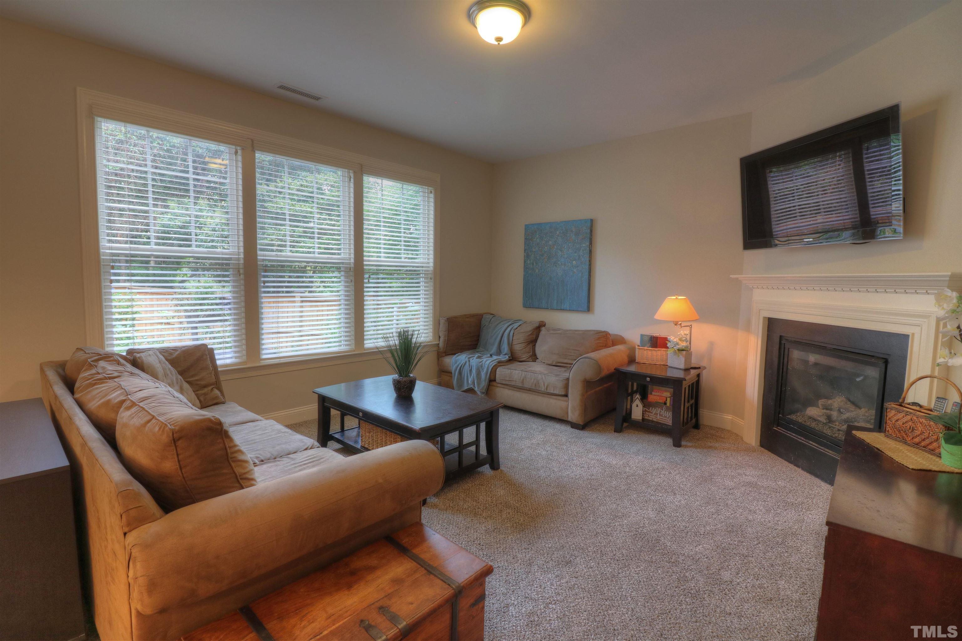 940 Pirouette Court, Raleigh, North Carolina, 27606, United States, 4 Bedrooms Bedrooms, ,4 BathroomsBathrooms,Residential,For Sale,940 Pirouette Court,1624590