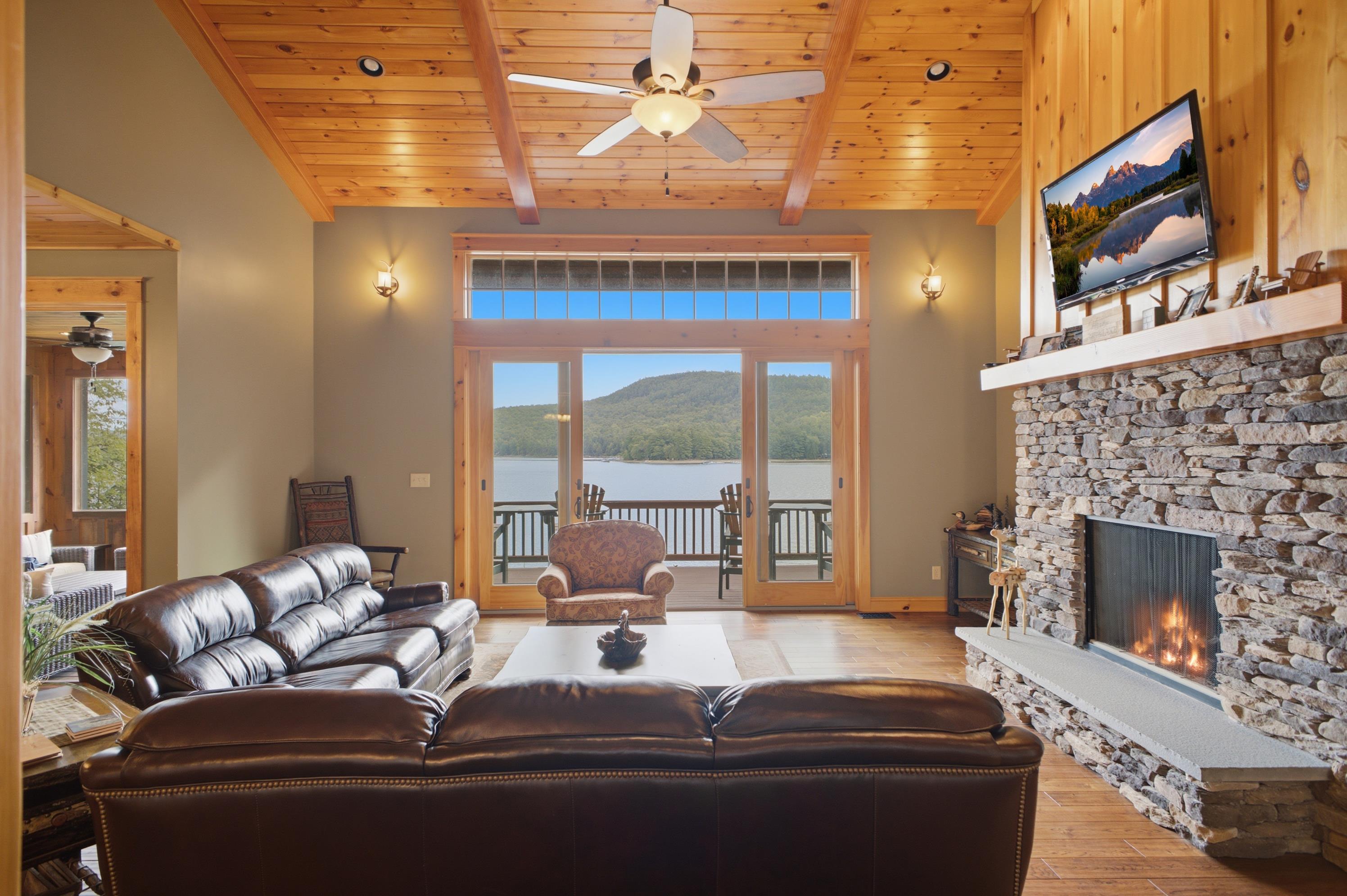  64 Pointe Drive, Schroon Lake, NY, 12870 - 物件實景