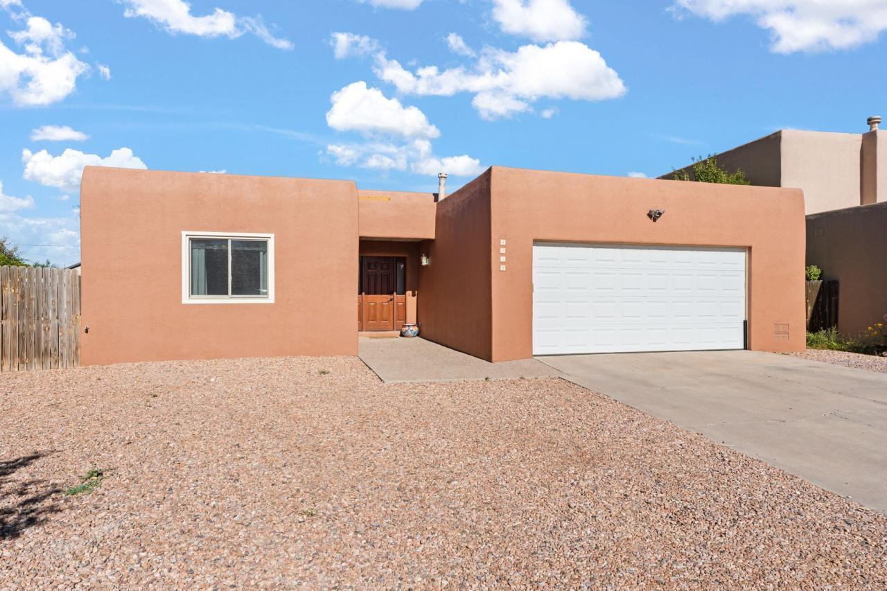 4018 Painted Pony Circle, Santa Fe, New Mexico, 87507, United States, 3 Bedrooms Bedrooms, ,2 BathroomsBathrooms,Residential,For Sale,4018 Painted Pony Circle,1637838
