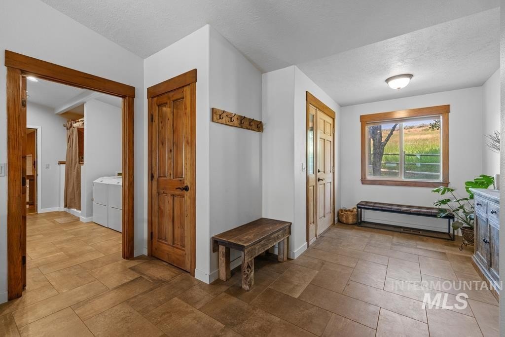 McCall, Idaho, 83638, United States, 4 Bedrooms Bedrooms, ,3 BathroomsBathrooms,Residential,For Sale,1825316