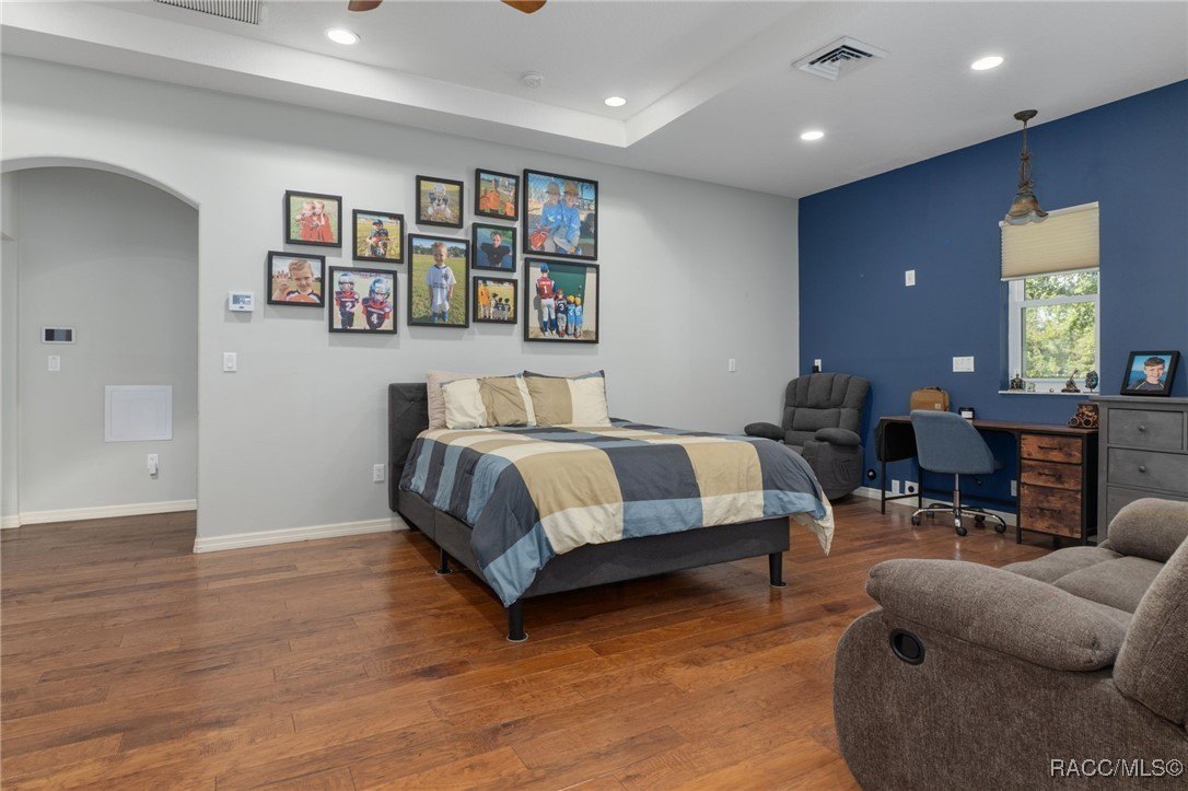 Crystal River, Florida, 34428, United States, 4 Bedrooms Bedrooms, ,4 BathroomsBathrooms,Residential,For Sale,1983688