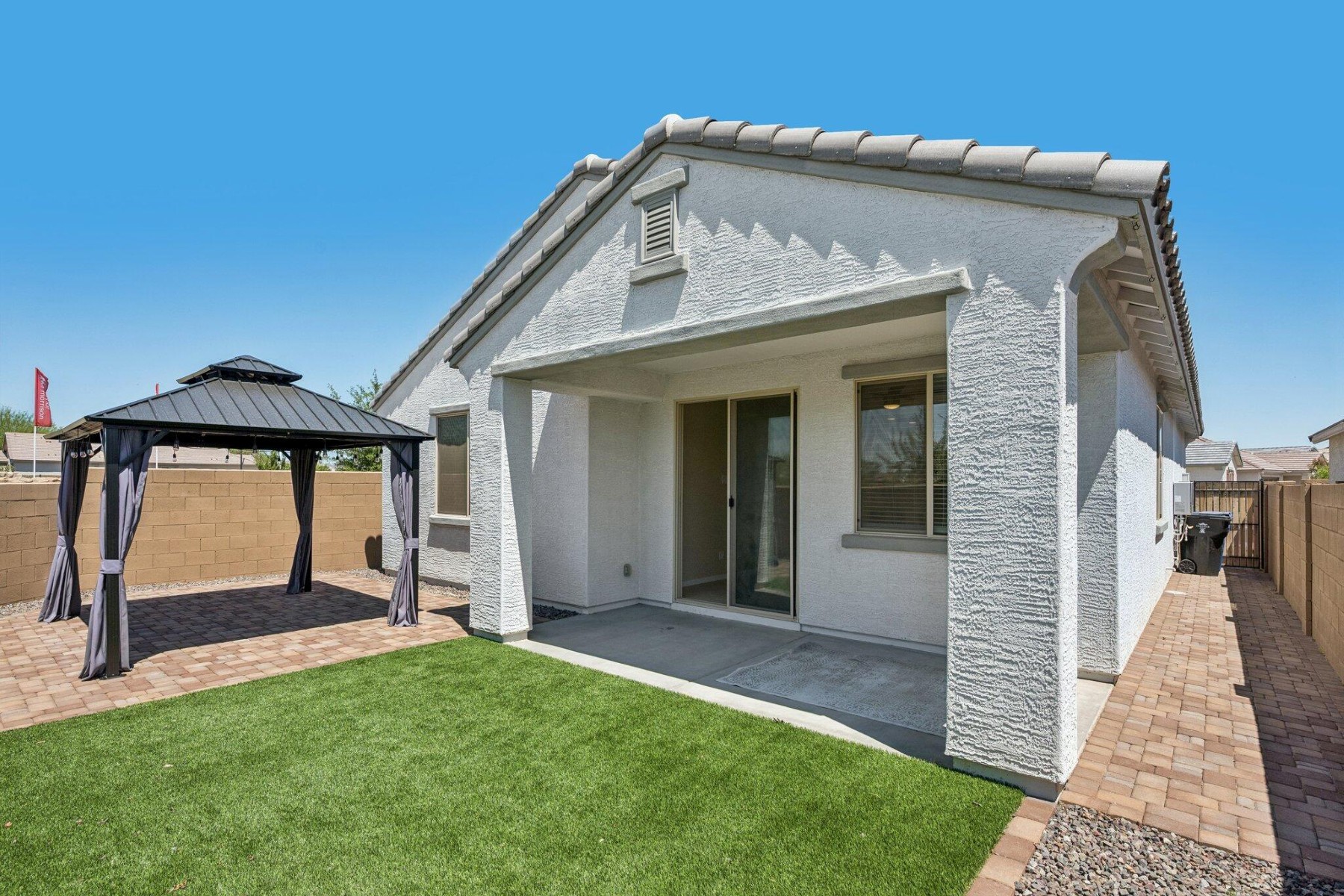  25572 N 142nd Lane  Surprise, AZ - 物件實景