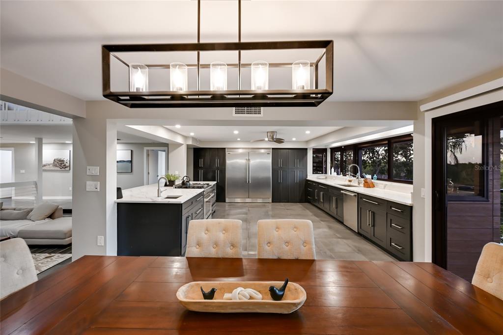 Sarasota, Florida, 34242, United States, 4 Bedrooms Bedrooms, ,5 BathroomsBathrooms,Residential,For Sale,1999117