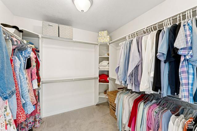 Layton, Utah, 84040, United States, 4 Bedrooms Bedrooms, ,3 BathroomsBathrooms,Residential,For Sale,1987390