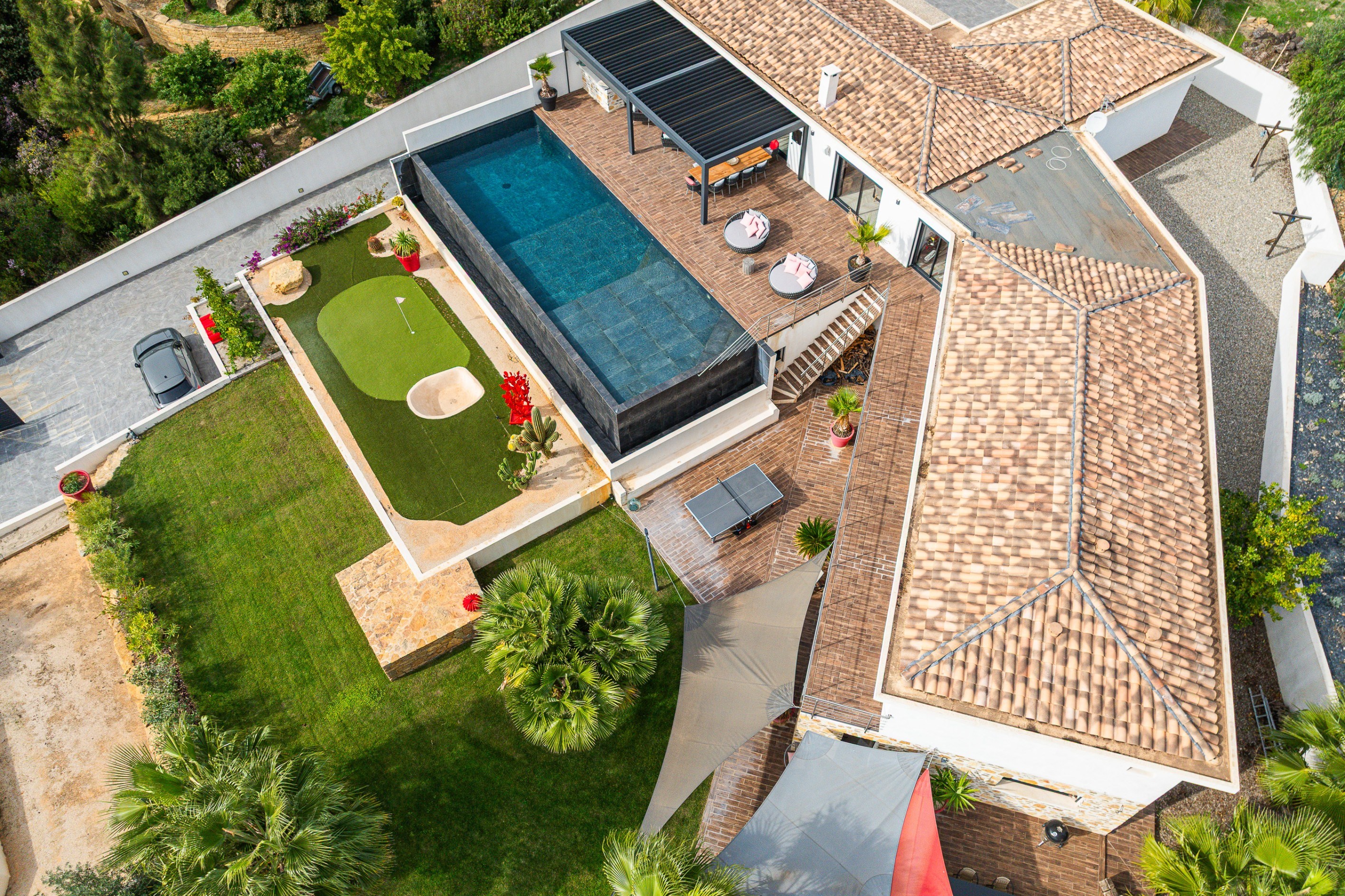 La Cadière-d’Azur – Contemporary Villa with Sea View, Infinity Pool and Mini Go… - 物件實景