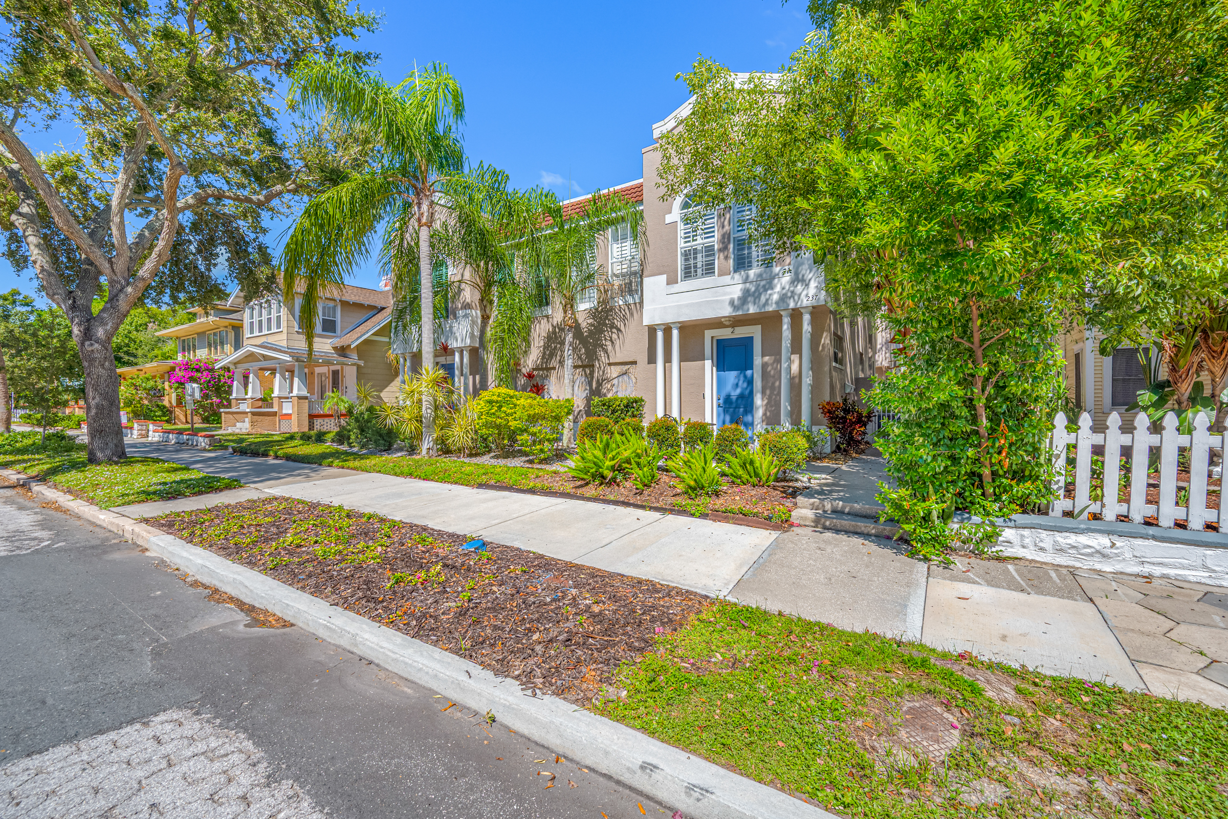 St Petersburg, Florida, 33701, United States, 3 Bedrooms Bedrooms, ,3 BathroomsBathrooms,Residential,For Sale,1979371