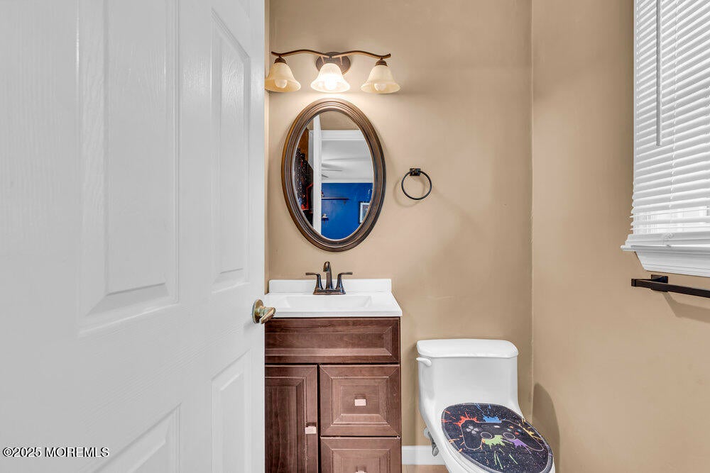 Howell, New Jersey, 07731, United States, 5 Bedrooms Bedrooms, ,4 BathroomsBathrooms,Residential,For Sale,1937473