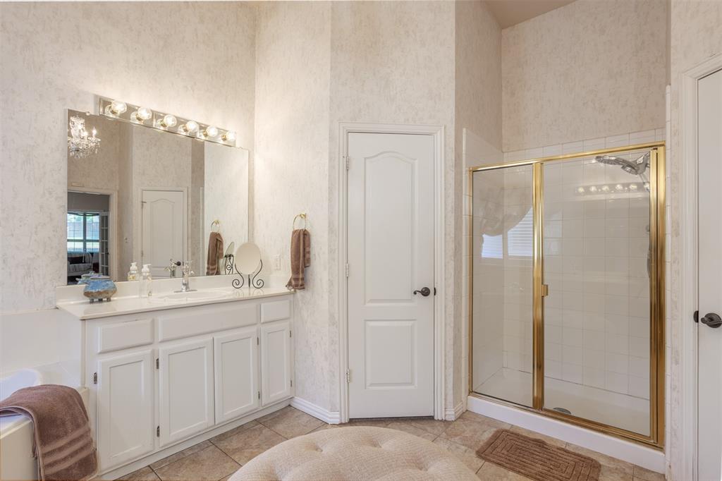 McKinney, Texas, 75070, United States, 4 Bedrooms Bedrooms, ,4 BathroomsBathrooms,Residential,For Sale,1890937