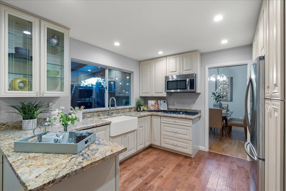 Los Gatos, California, 95032, United States, 4 Bedrooms Bedrooms, ,3 BathroomsBathrooms,Residential,For Sale,1941707