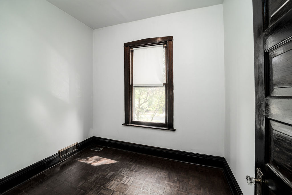 Chicago, Illinois, 60613, United States, 5 Bedrooms Bedrooms, ,4 BathroomsBathrooms,Residential,For Sale,1856737