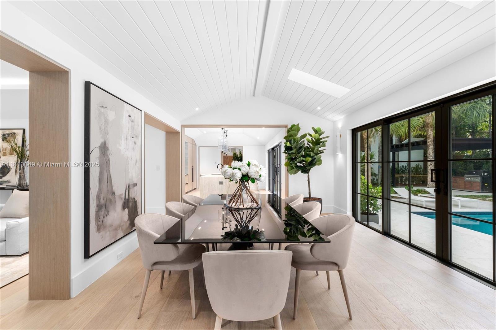 Miami, Florida, 33133, United States, 6 Bedrooms Bedrooms, ,8 BathroomsBathrooms,Residential,For Sale,1829232