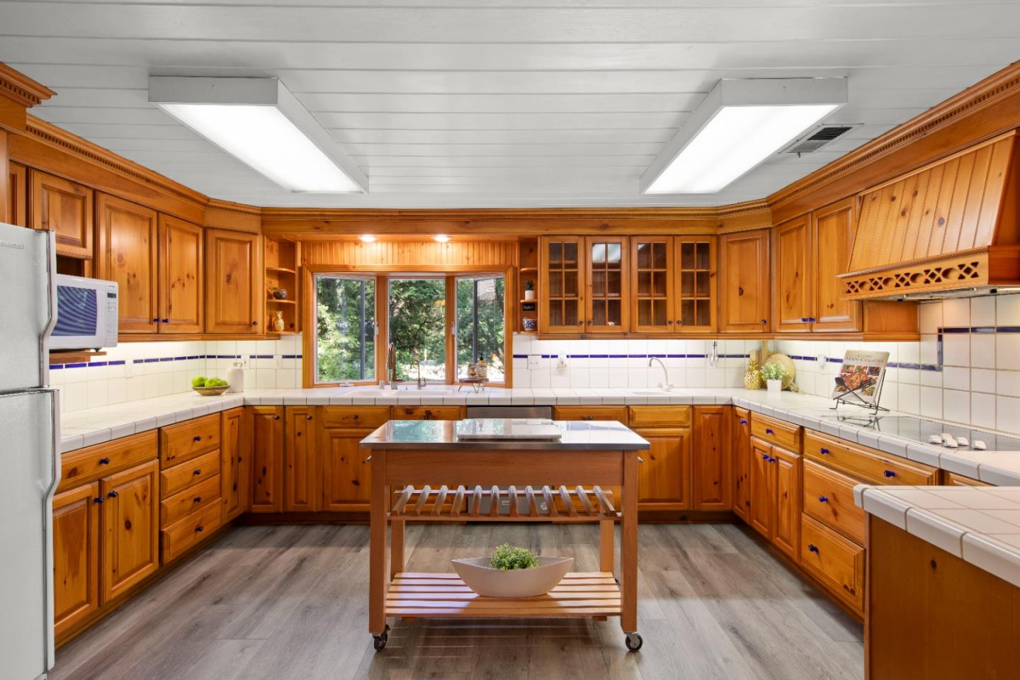 Boulder Creek, California, 95006, United States, 6 Bedrooms Bedrooms, ,4 BathroomsBathrooms,Residential,For Sale,1848590
