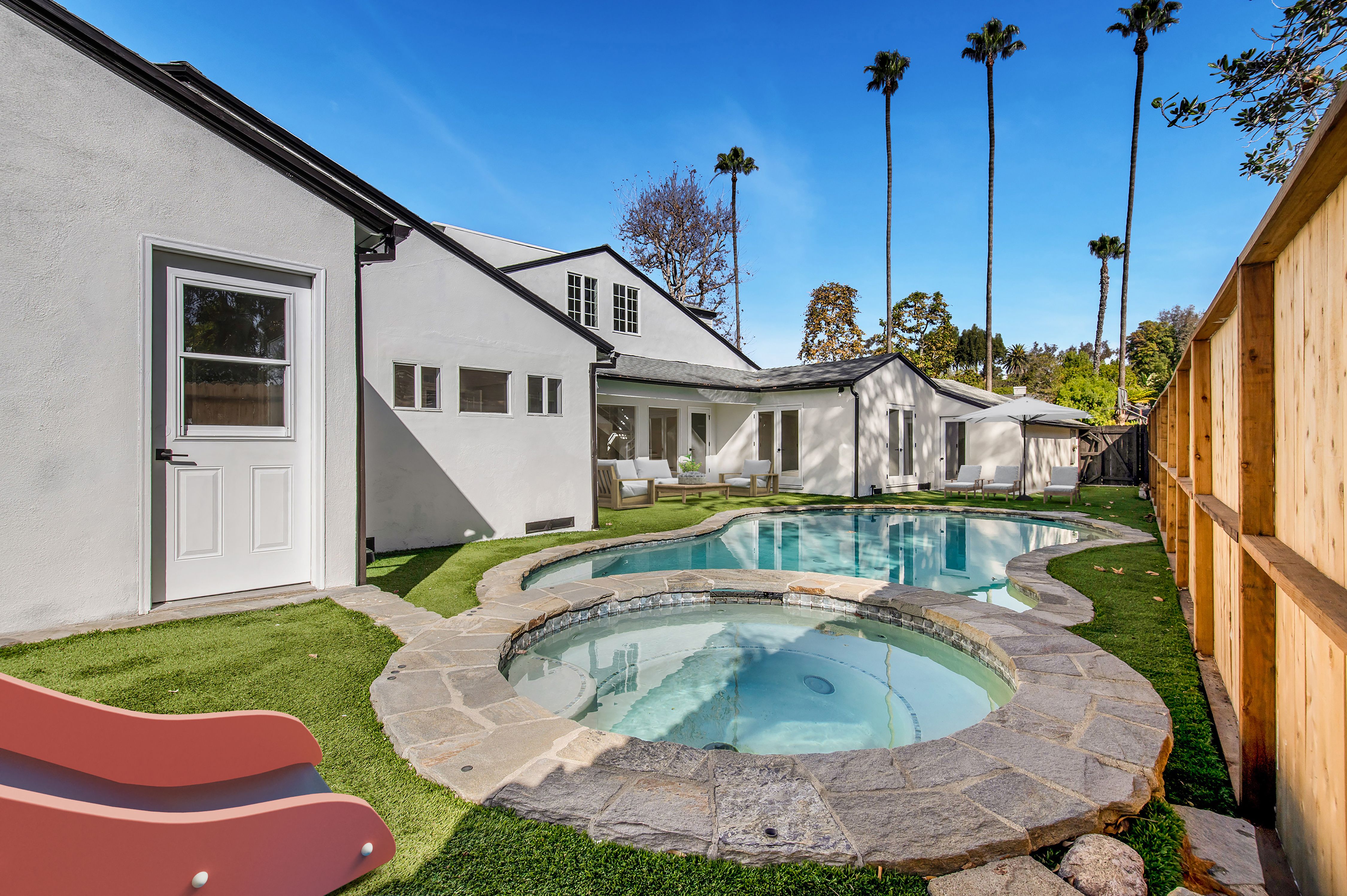  521 South Bentley Avenue, Los Angeles, CA 90049 - 物件實景