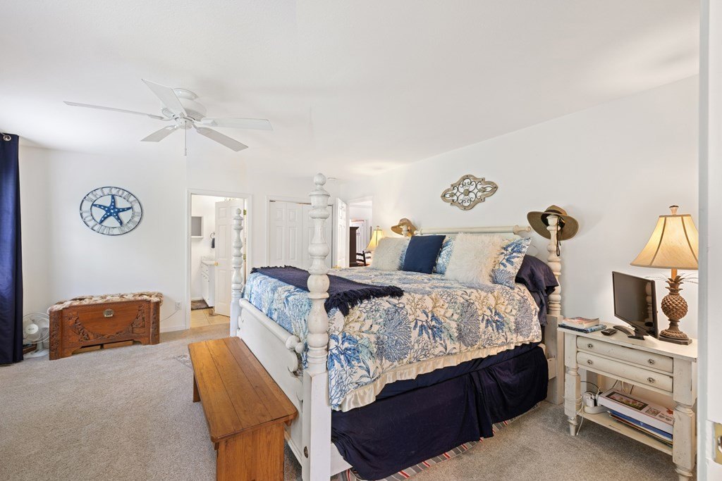 Murphy, North Carolina, 28906, United States, 2 Bedrooms Bedrooms, ,2 BathroomsBathrooms,Residential,For Sale,1923823