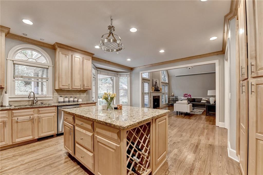 Canton, Georgia, 30115, United States, 6 Bedrooms Bedrooms, ,5 BathroomsBathrooms,Residential,For Sale,1975820