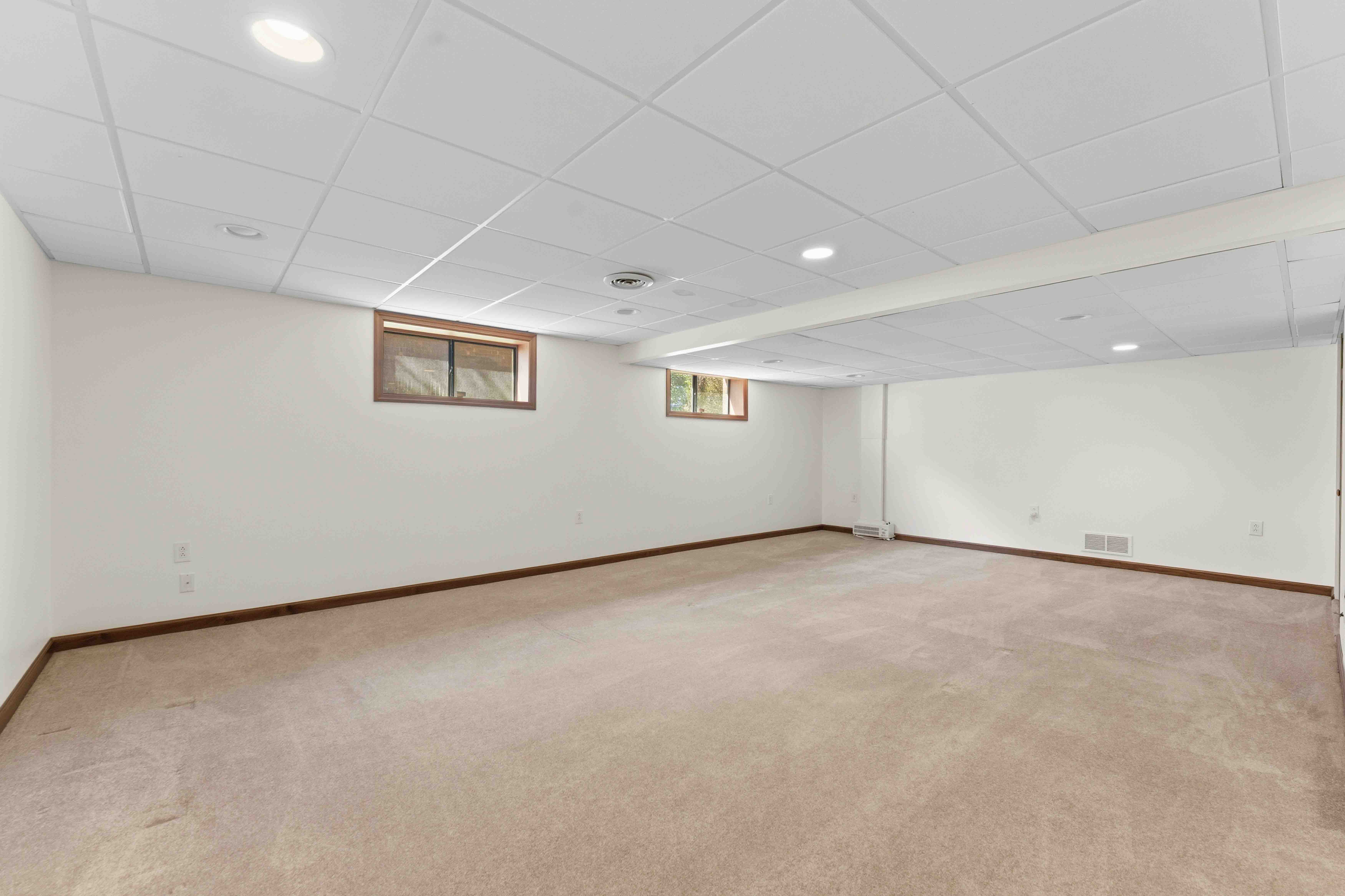  122 Tynewood Drive, Turtle Creek, PA 15145 - 物件實景