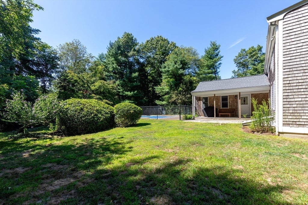 Carver, Massachusetts, 02330, United States, 3 Bedrooms Bedrooms, ,3 BathroomsBathrooms,Residential,For Sale,1929096