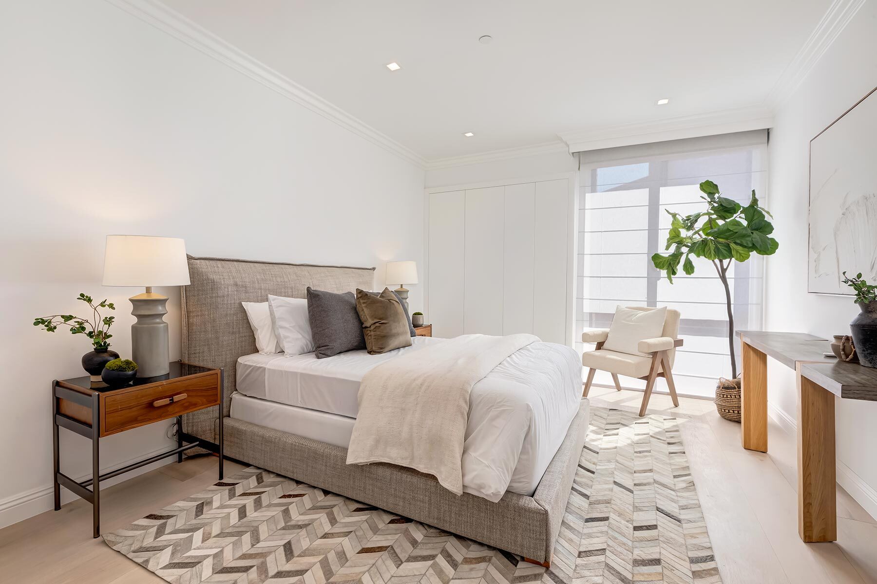  300 North Swall Drive - 物件實景