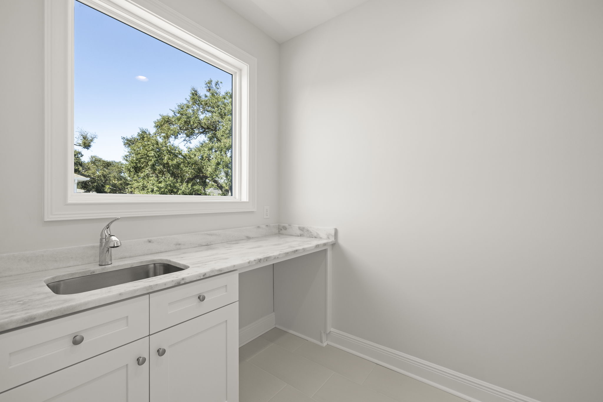 Tampa, Florida, 33629, United States, 4 Bedrooms Bedrooms, ,5 BathroomsBathrooms,Residential,For Sale,1986132