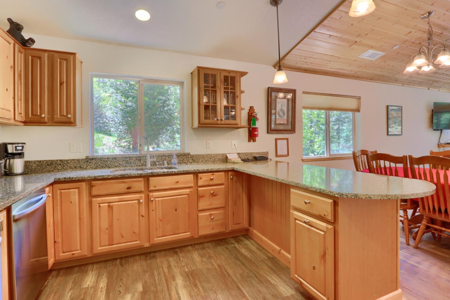 7400 Choke Cherry Lane, Yosemite, California, 95389, United States, 6 Bedrooms Bedrooms, ,4 BathroomsBathrooms,Residential,For Sale,7400 Choke Cherry Lane,1538846