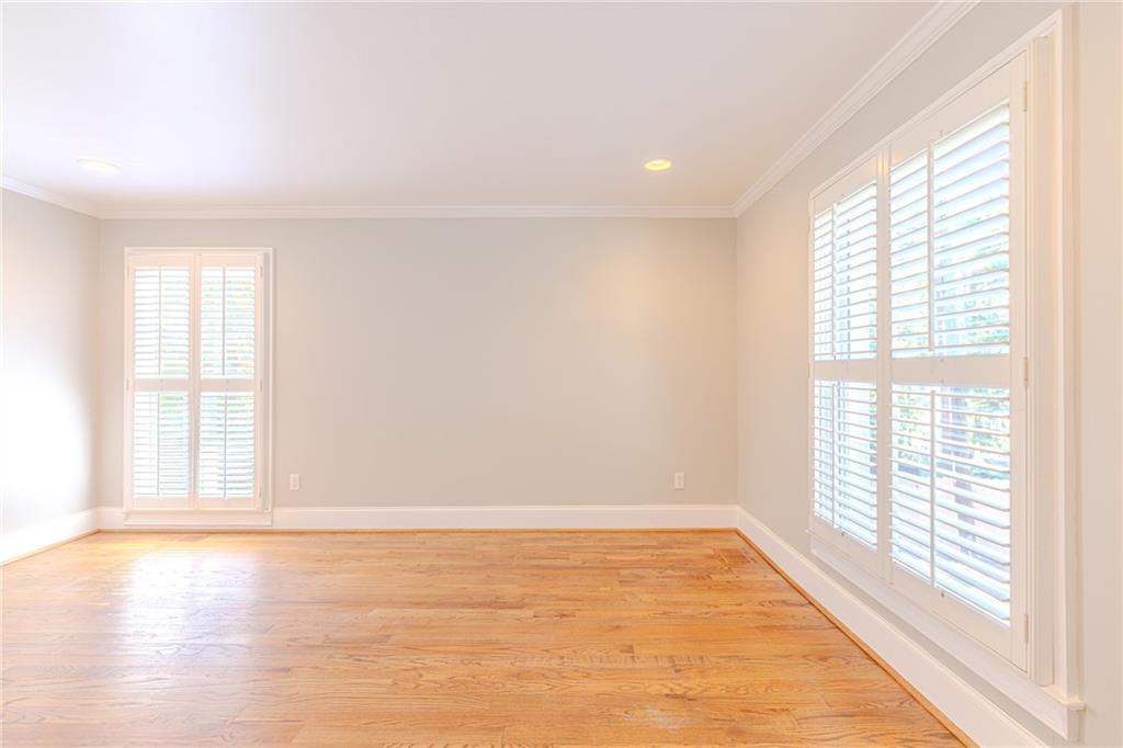 Atlanta, Georgia, 30350, United States, 5 Bedrooms Bedrooms, ,5 BathroomsBathrooms,Residential,For Sale,1987356