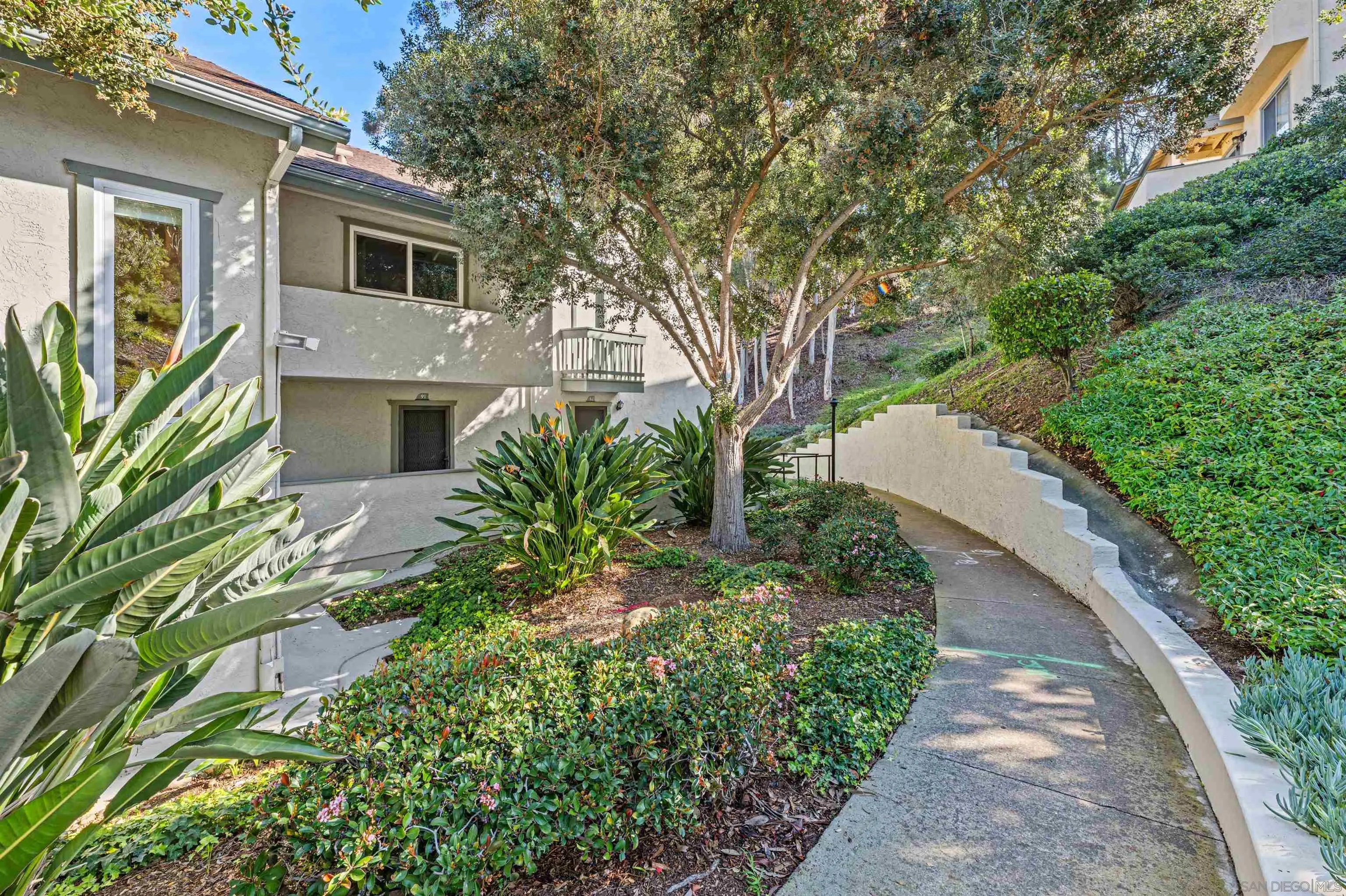 San Diego, California, 92111, United States, 2 Bedrooms Bedrooms, ,3 BathroomsBathrooms,Residential,For Sale,2003271