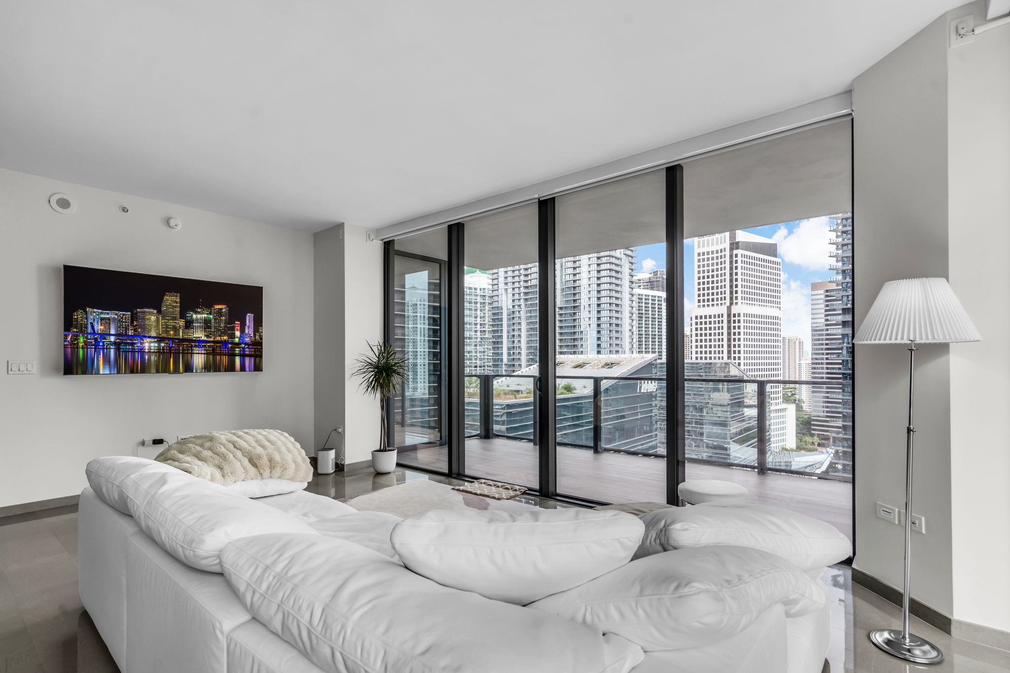  88 SW 7th St, Miami, FL, 33130 - 物件實景