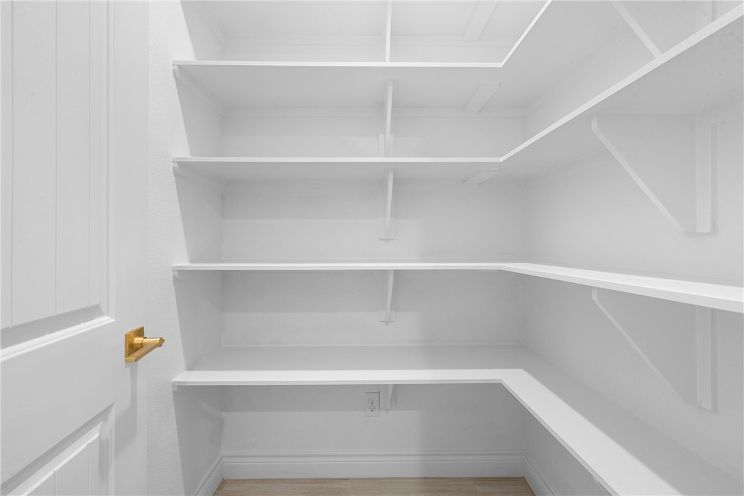 Bryan, Texas, 77808, United States, 3 Bedrooms Bedrooms, ,3 BathroomsBathrooms,Residential,For Sale,1984119