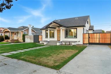 Los Angeles, California, 90008, United States, 6 Bedrooms Bedrooms, ,4 BathroomsBathrooms,Residential,For Sale,2005417