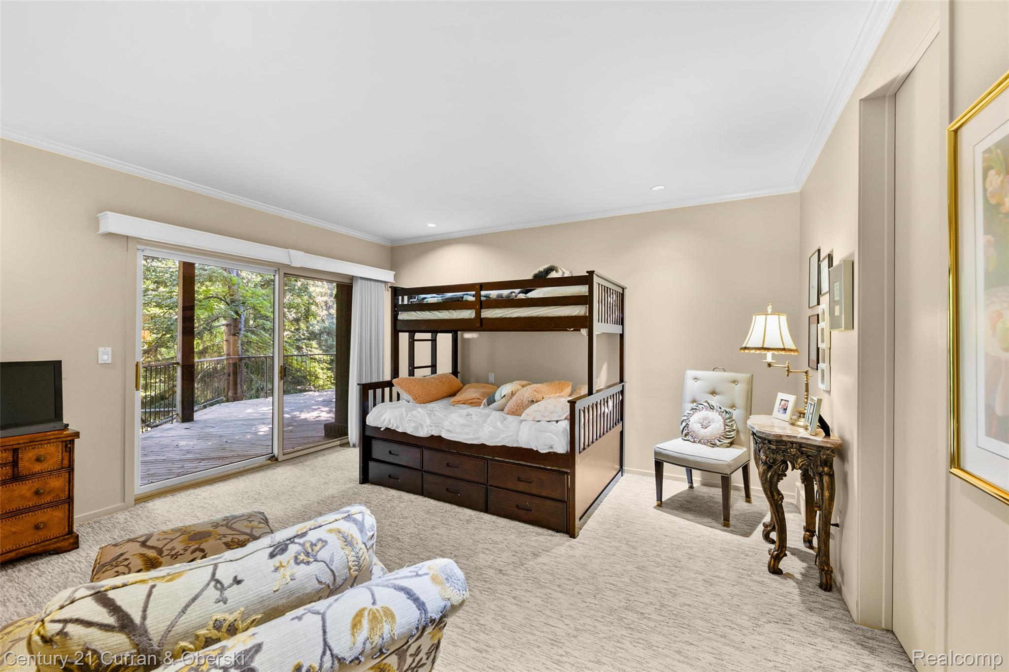 Dearborn, Michigan, 48124, United States, 4 Bedrooms Bedrooms, ,4 BathroomsBathrooms,Residential,For Sale,1983815