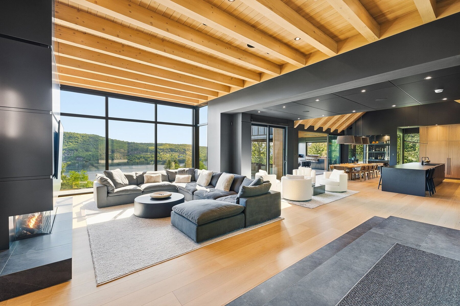  Tremblant ski resort luxury - 物件實景
