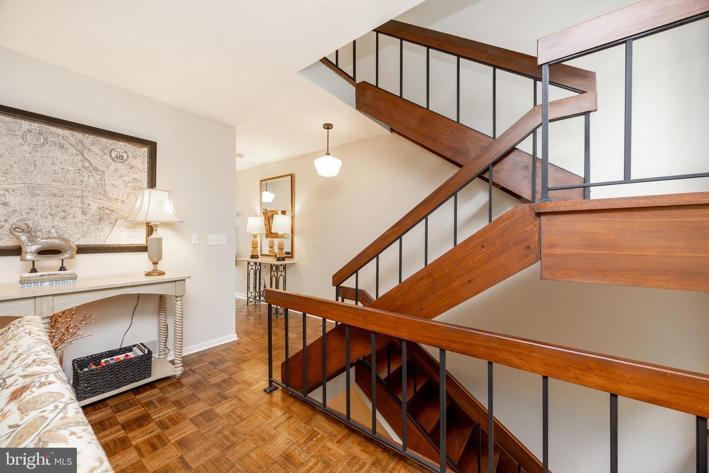 DEVON, Pennsylvania, 19333, United States, 2 Bedrooms Bedrooms, ,3 BathroomsBathrooms,Residential,For Sale,1980248