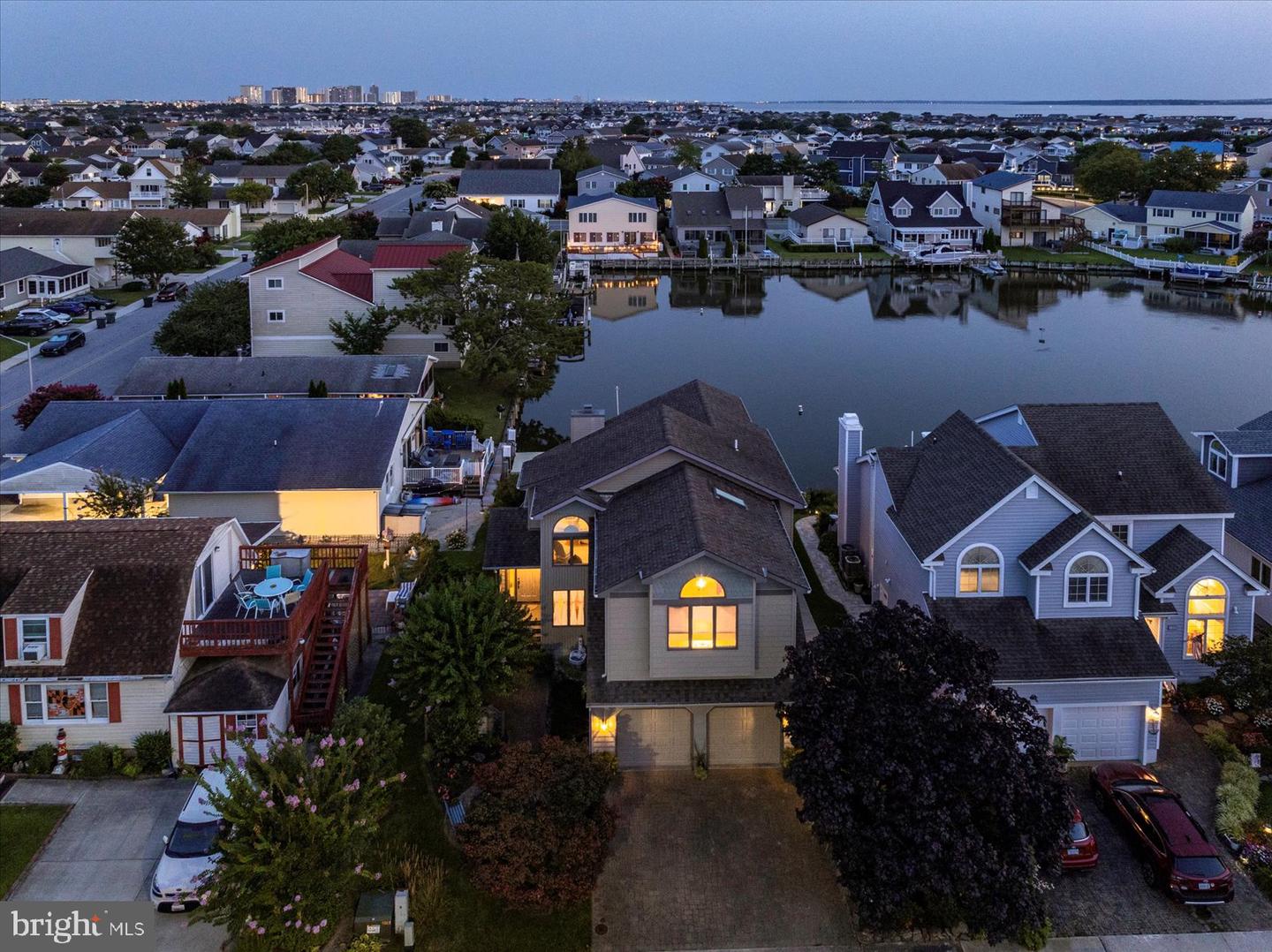 Ocean City, Maryland, 21842, United States, 4 Bedrooms Bedrooms, ,3 BathroomsBathrooms,Residential,For Sale,1942171