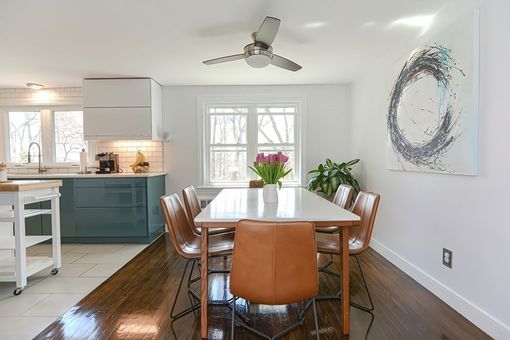 Dedham, Massachusetts, 02026, United States, 3 Bedrooms Bedrooms, ,2 BathroomsBathrooms,Residential,For Sale,1945023