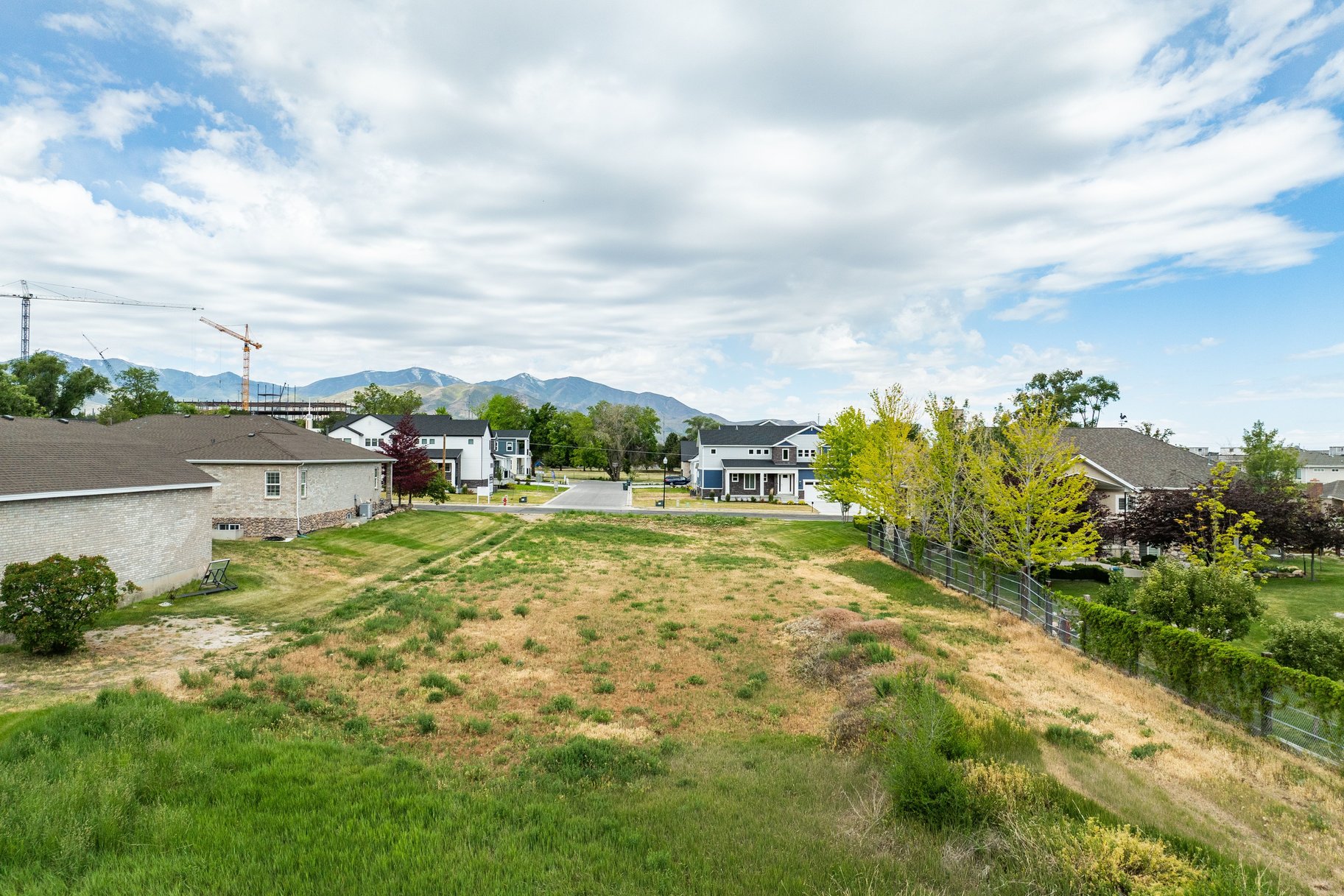  Private Lane Homesite with Potential - 物件實景