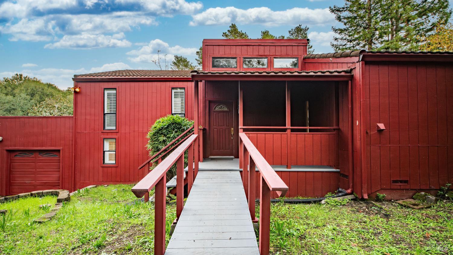 Sebastopol, California, 95472, United States, 3 Bedrooms Bedrooms, ,2 BathroomsBathrooms,Residential,For Sale,1997053