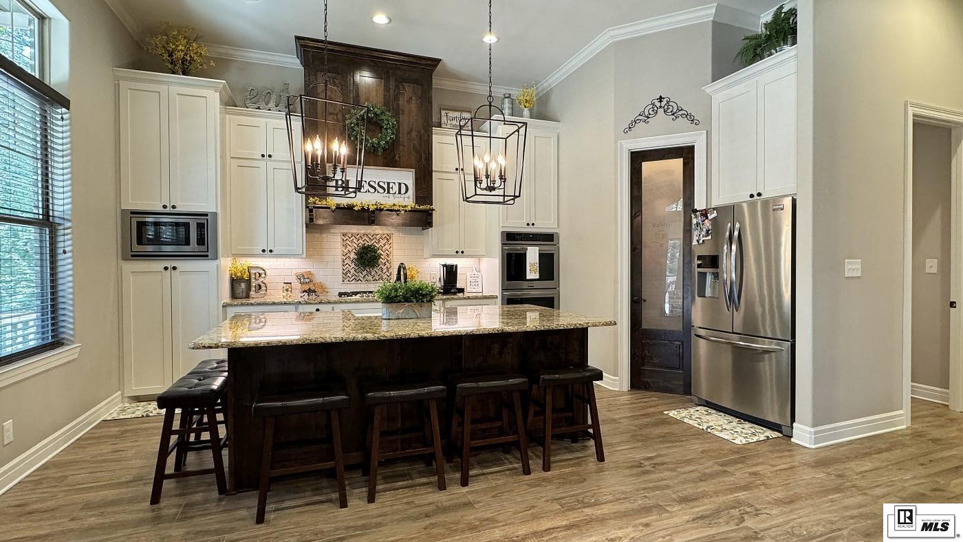 West Monroe, Louisiana, 71292, United States, 3 Bedrooms Bedrooms, ,4 BathroomsBathrooms,Residential,For Sale,1959041