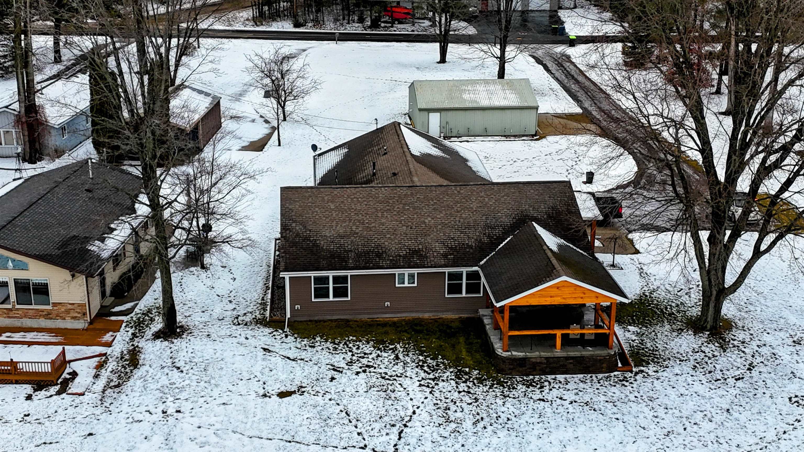 Beaverton, Michigan, 48612, United States, 3 Bedrooms Bedrooms, ,2 BathroomsBathrooms,Residential,For Sale,2008560