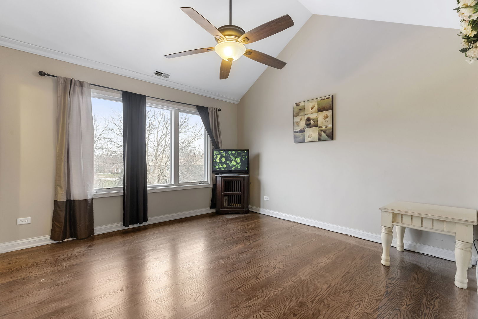 St. Charles, Illinois, 60175, United States, 6 Bedrooms Bedrooms, ,8 BathroomsBathrooms,Residential,For Sale,1940364