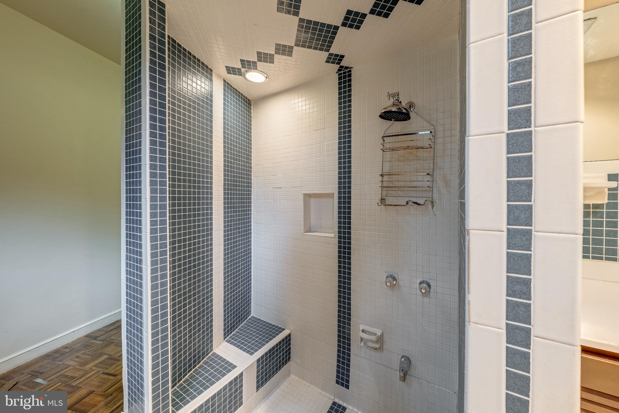 Smithsburg, Maryland, 21783, United States, 1 Bedroom Bedrooms, ,2 BathroomsBathrooms,Residential,For Sale,1929161