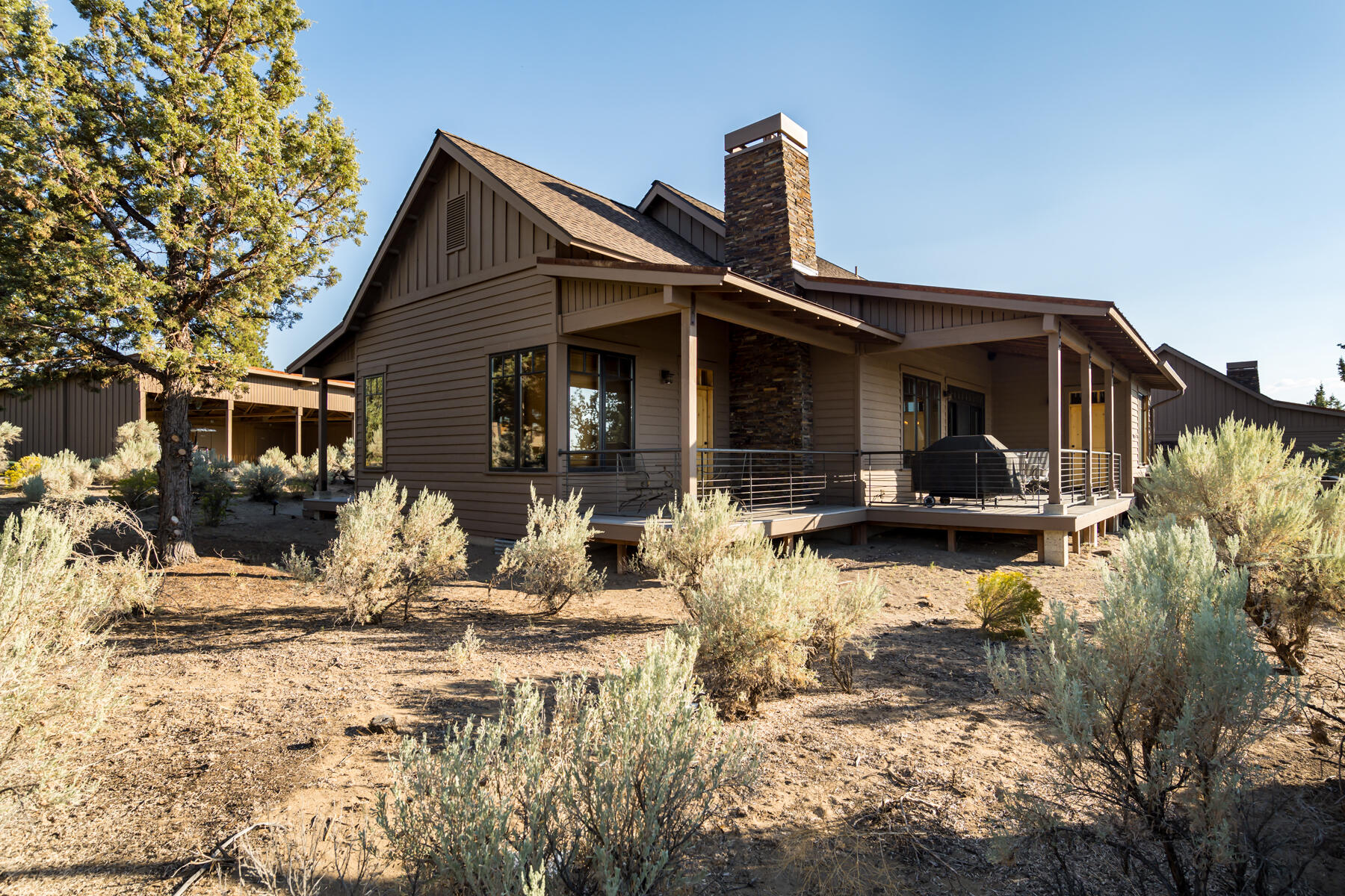 Powell Butte, Oregon, 97753, United States, 3 Bedrooms Bedrooms, ,4 BathroomsBathrooms,Residential,For Sale,1917768