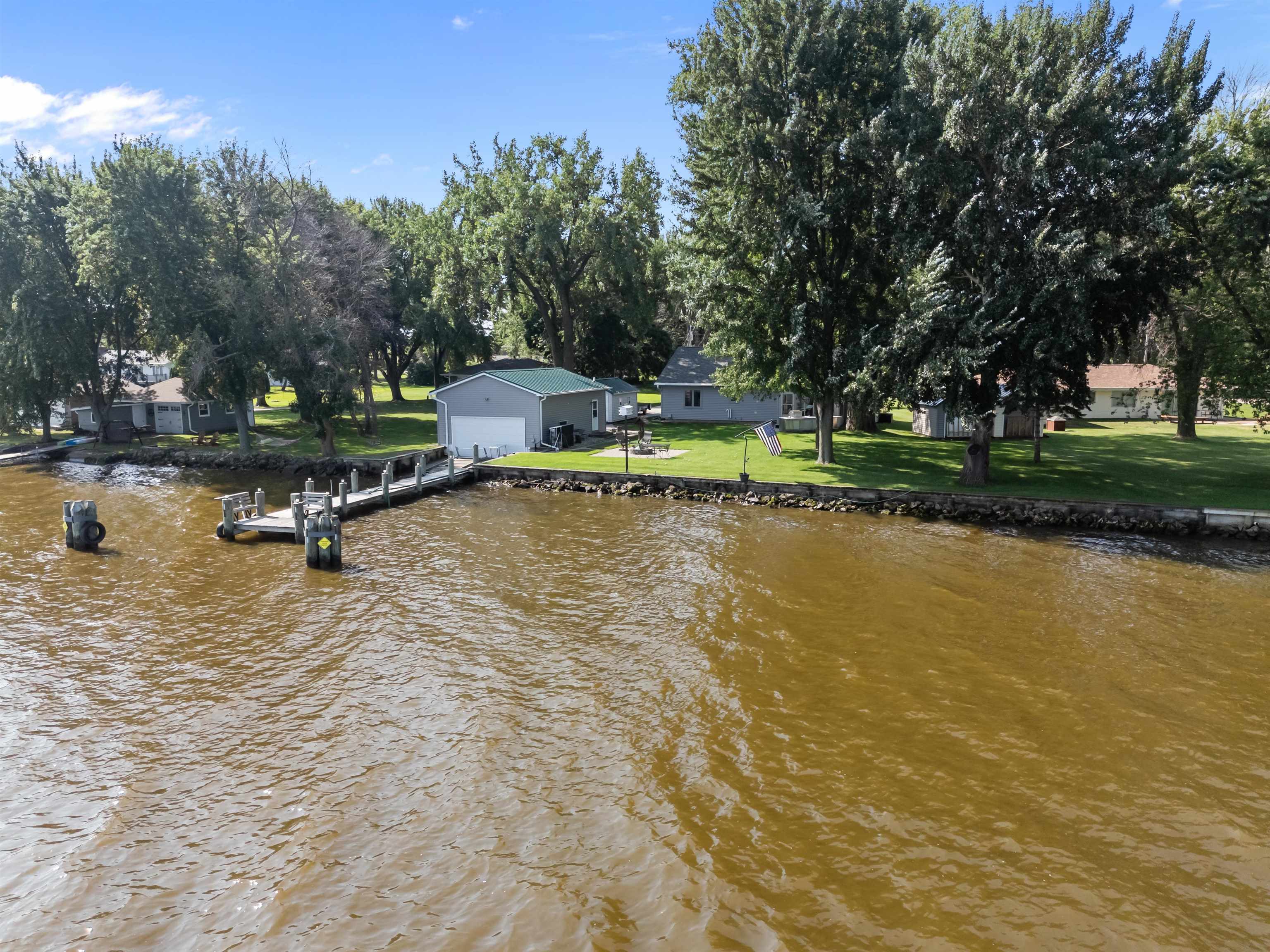 WINNECONNE, Wisconsin, 54986, United States, 2 Bedrooms Bedrooms, ,2 BathroomsBathrooms,Residential,For Sale,1926220