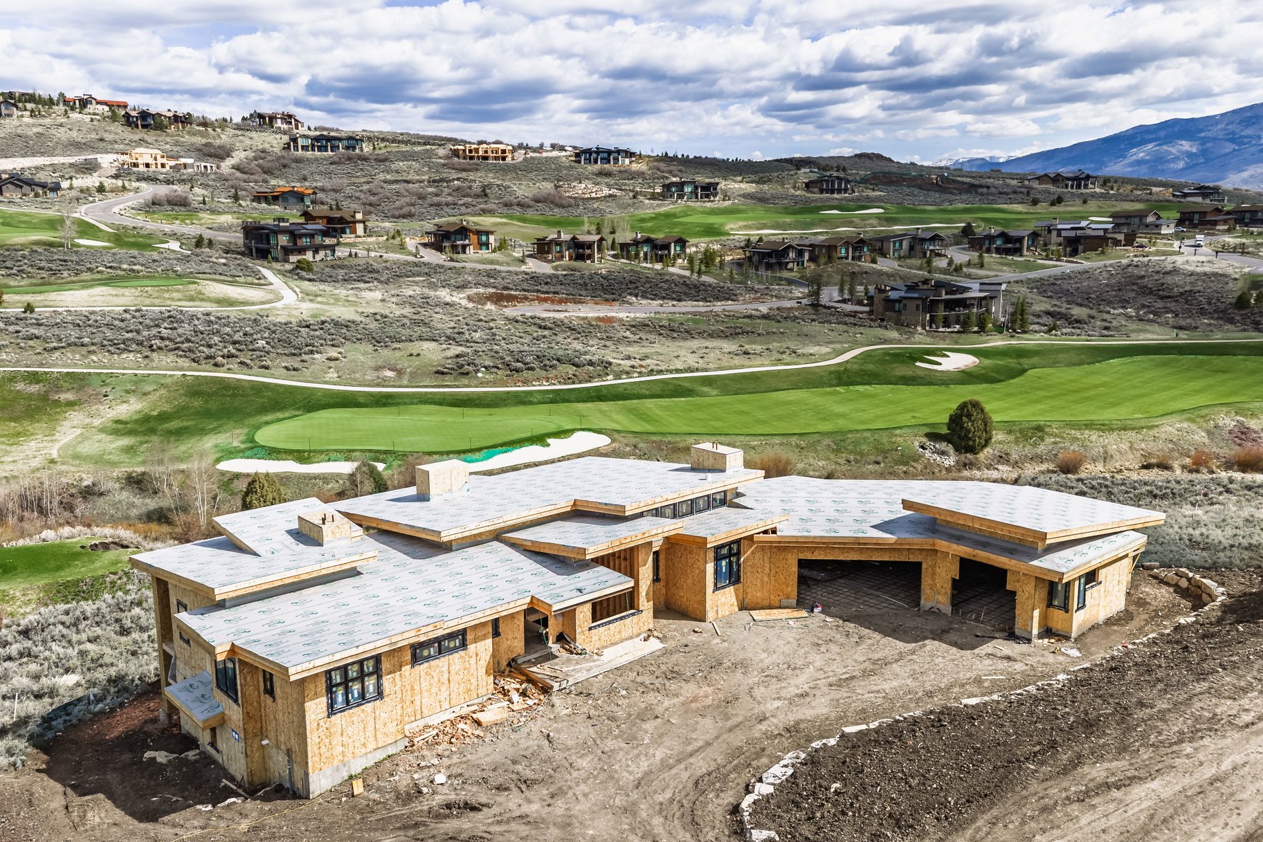  New Luxury Home on Tuhaye