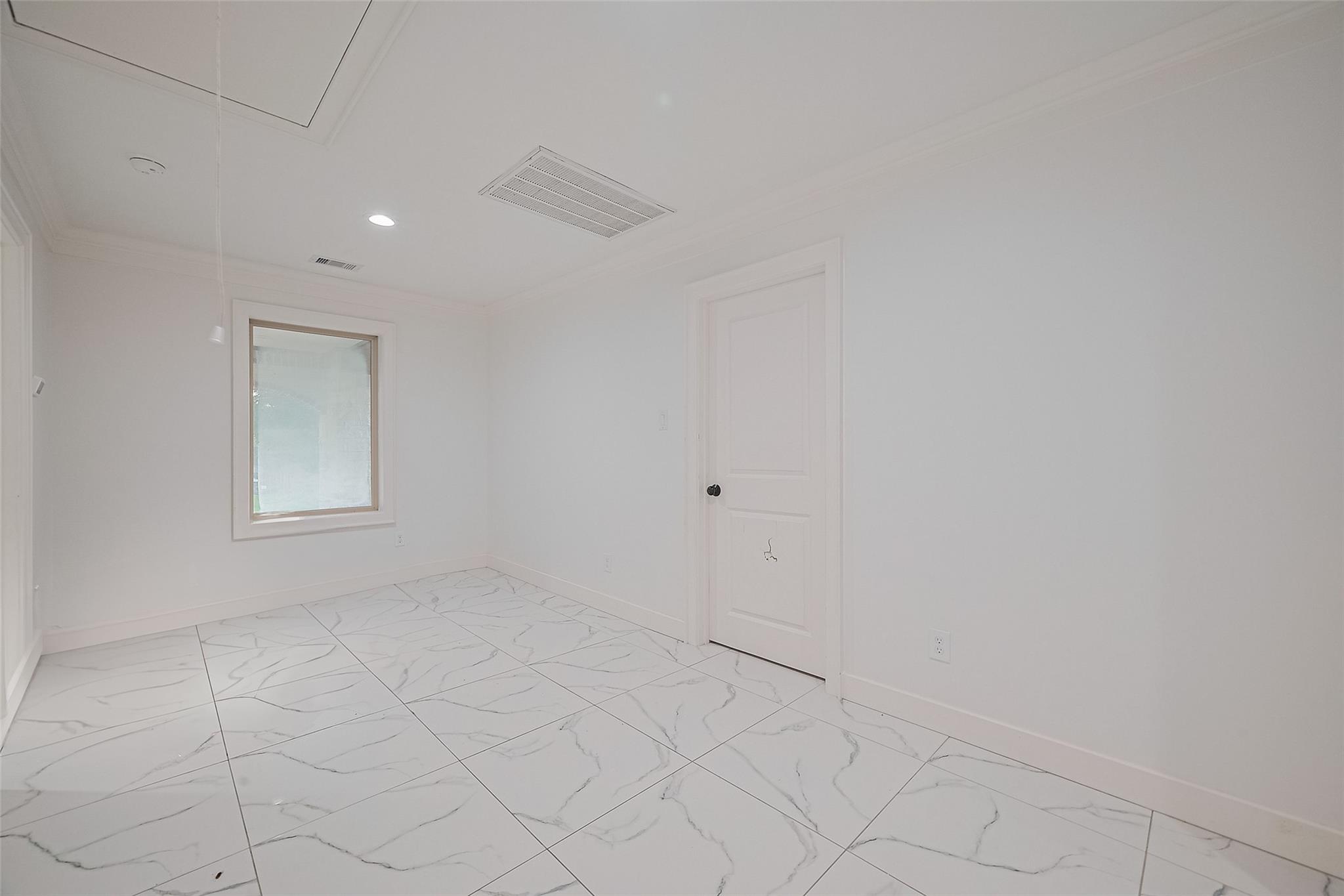 Houston, Texas, 77088, United States, 5 Bedrooms Bedrooms, ,5 BathroomsBathrooms,Residential,For Sale,1974998