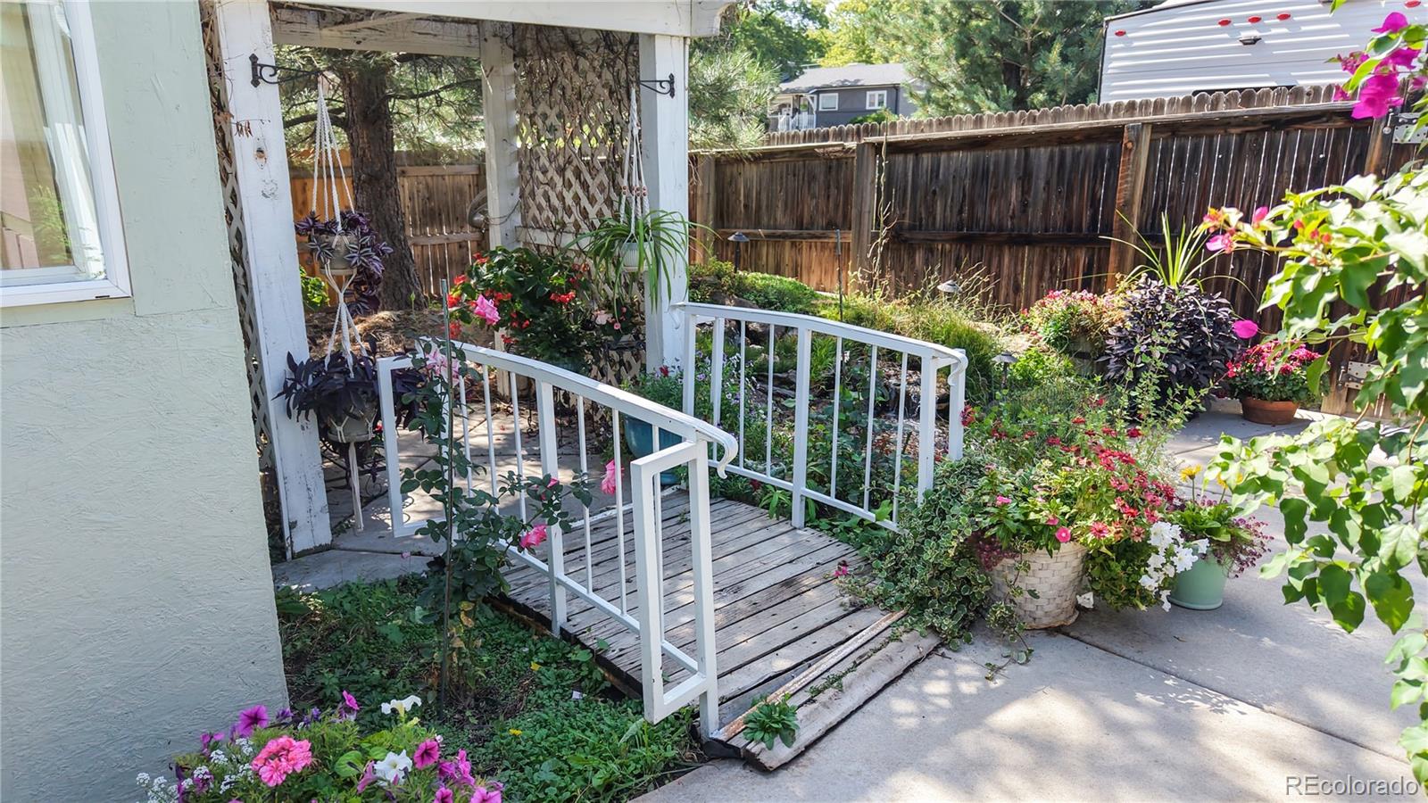 Lakewood, Colorado, 80228, United States, 5 Bedrooms Bedrooms, ,1 BathroomBathrooms,Residential,For Sale,1949485