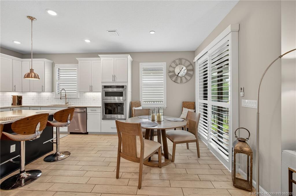 Port St Lucie, Florida, 34984, United States, 4 Bedrooms Bedrooms, ,2 BathroomsBathrooms,Residential,For Sale,1926972